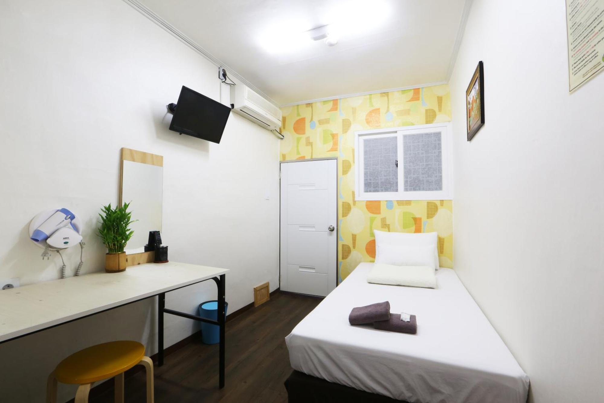 Apple Backpackers Hostel Сеул Екстериор снимка